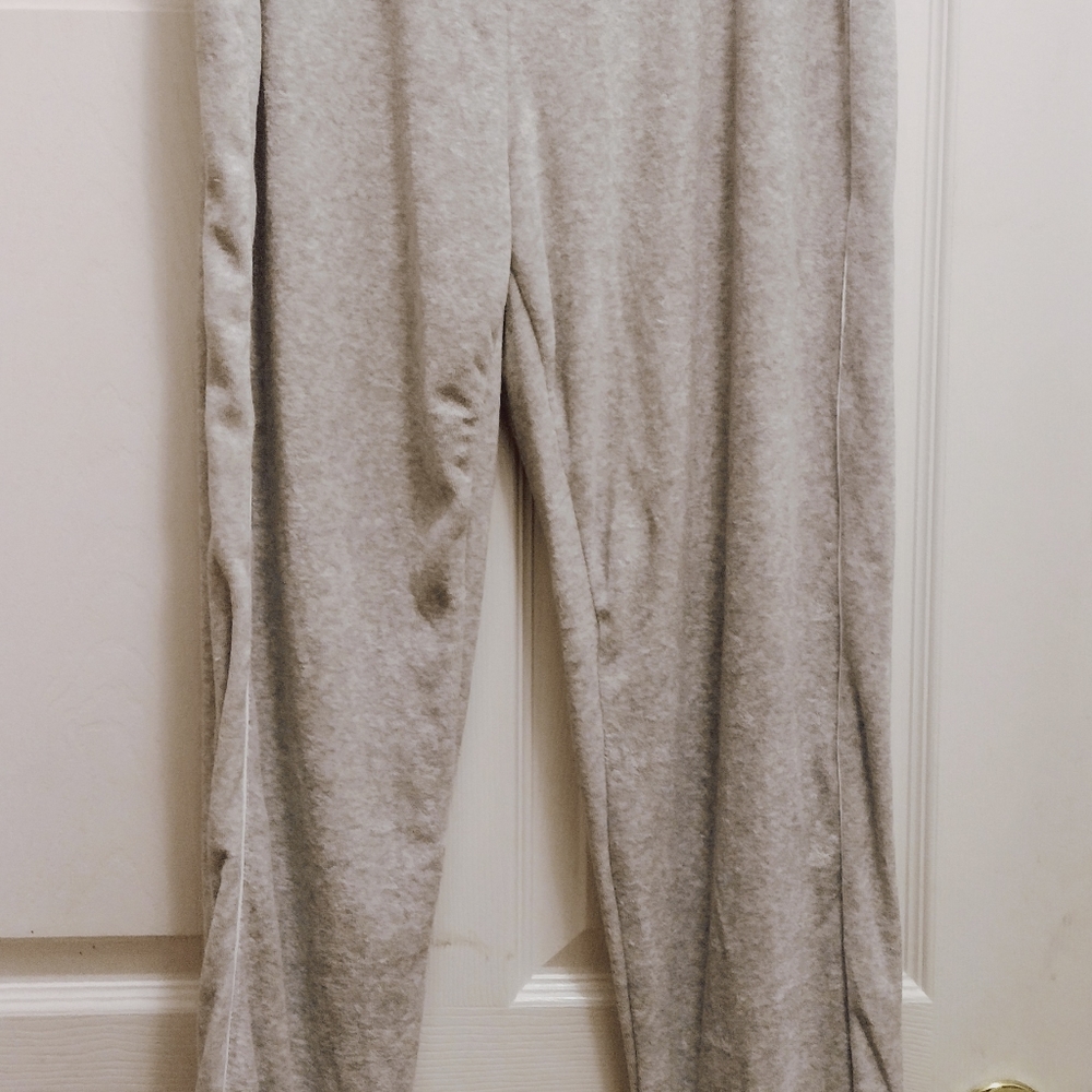 Ladies Nike joggers